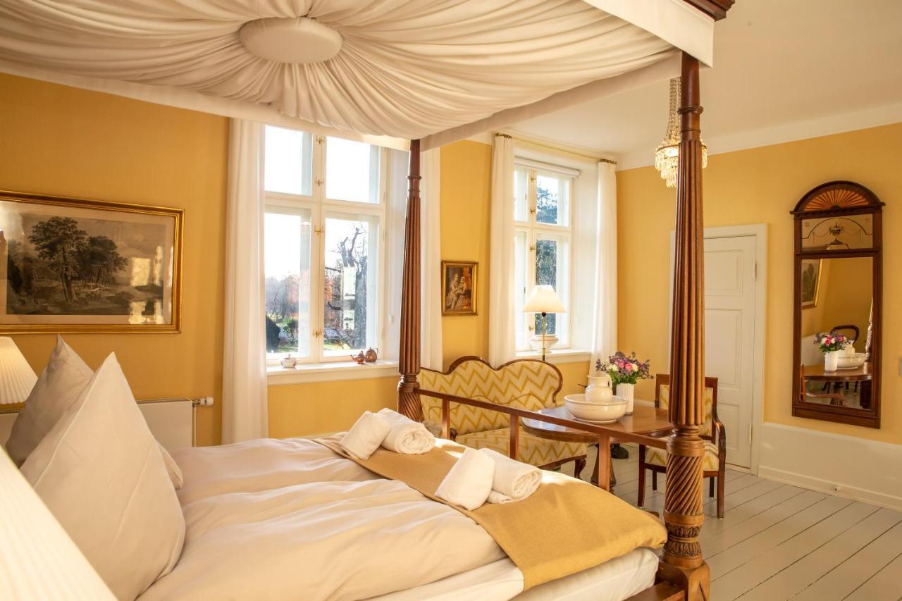 Fuglsang Herregaard Hotel Toreby ภายนอก รูปภาพ
